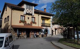 La Casona De Entralgo